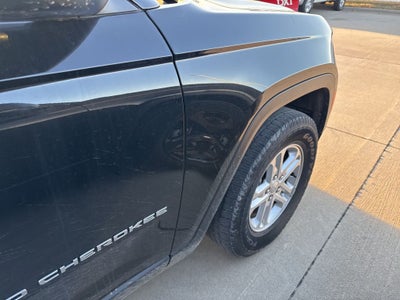 2023 Jeep Grand Cherokee Laredo 4x4