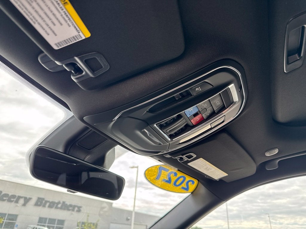 2027 Jeep Grand Cherokee GRAND CHEROKEE LAREDO X 4X4