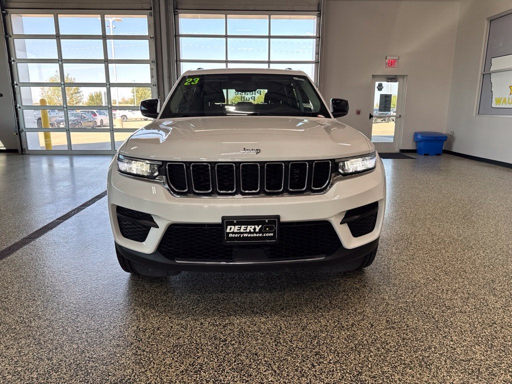 2023 Jeep Grand Cherokee Laredo 4x4