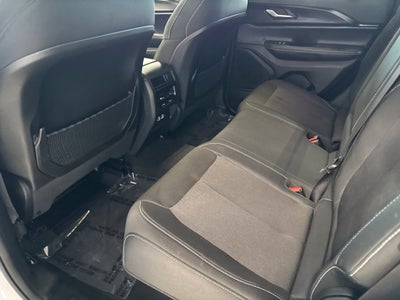 2023 Jeep Grand Cherokee Laredo 4x4