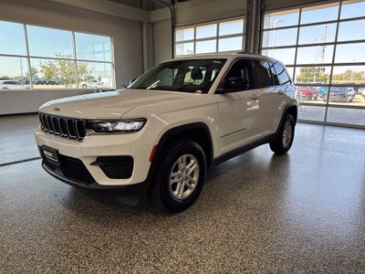 2023 Jeep Grand Cherokee Laredo 4x4