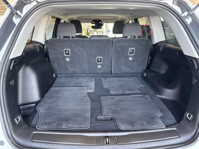 2023 Jeep Grand Cherokee Laredo 4x4