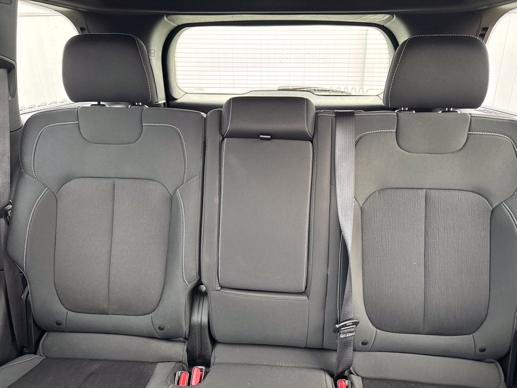 2025 Jeep Grand Cherokee Laredo X 4x4