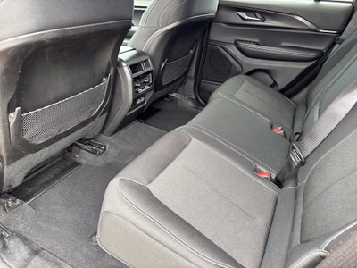 2025 Jeep Grand Cherokee Laredo X 4x4