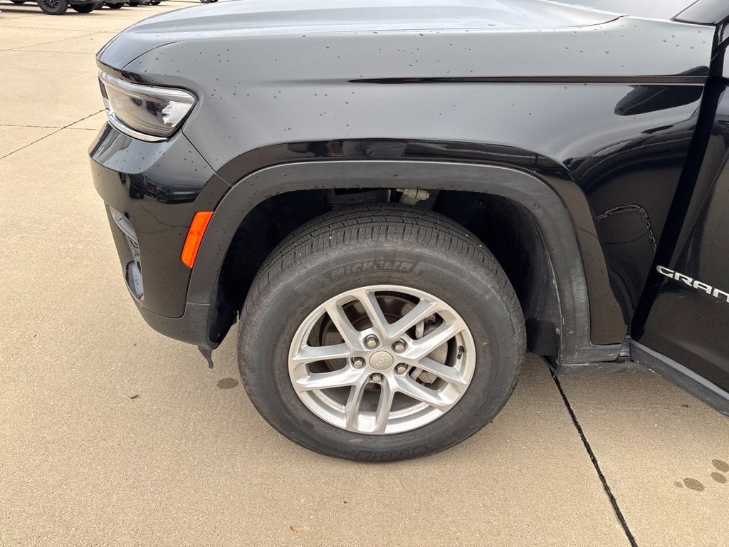 2025 Jeep Grand Cherokee Laredo X 4x4