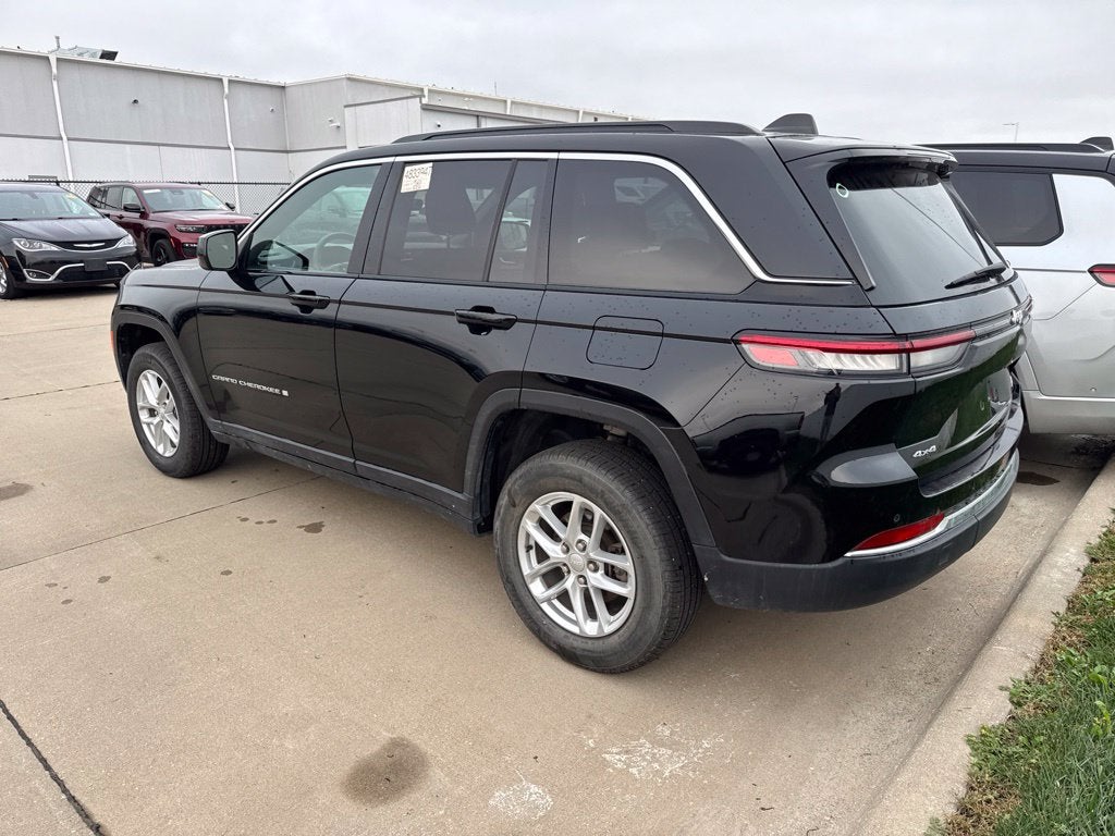 2025 Jeep Grand Cherokee Laredo X 4x4