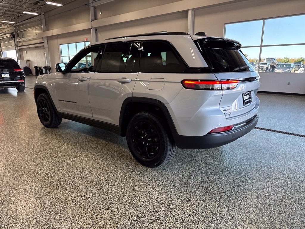 2025 Jeep Grand Cherokee Altitude