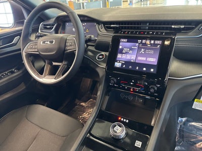 2026 Jeep Grand Cherokee GRAND CHEROKEE LAREDO X 4X4