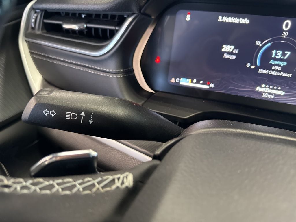 2026 Jeep Grand Cherokee GRAND CHEROKEE LAREDO X 4X4