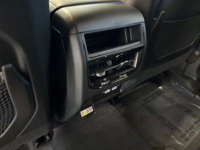 2026 Jeep Grand Cherokee GRAND CHEROKEE LAREDO X 4X4