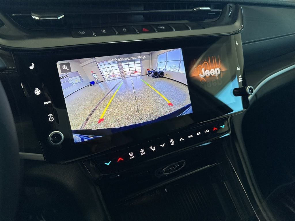 2026 Jeep Grand Cherokee GRAND CHEROKEE LAREDO ALTITUDE 4X4