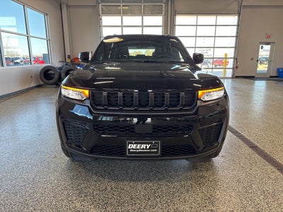 2026 Jeep Grand Cherokee GRAND CHEROKEE LAREDO ALTITUDE 4X4