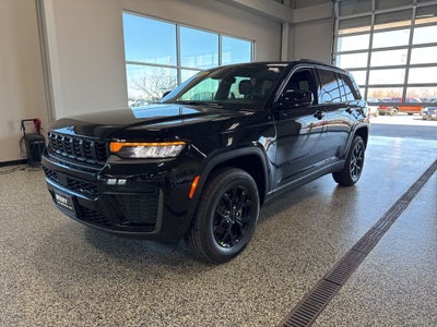 2026 Jeep Grand Cherokee GRAND CHEROKEE LAREDO ALTITUDE 4X4