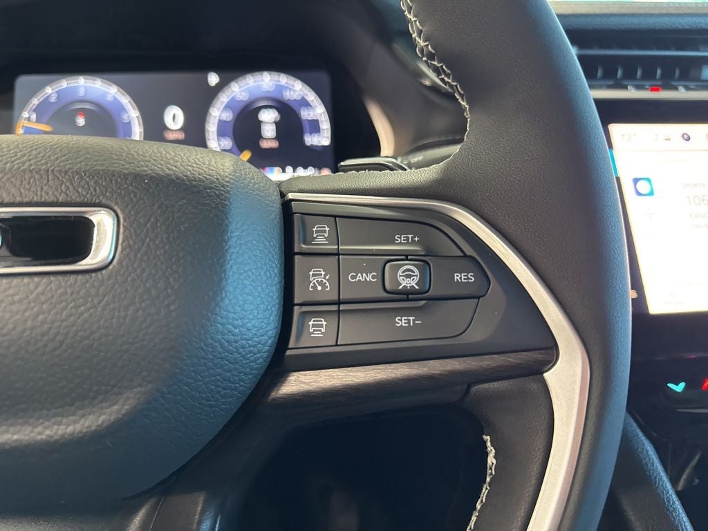 2026 Jeep Grand Cherokee GRAND CHEROKEE LAREDO ALTITUDE 4X4