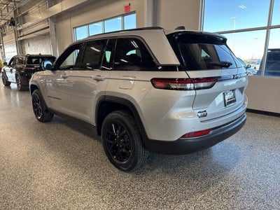 2026 Jeep Grand Cherokee GRAND CHEROKEE LAREDO ALTITUDE 4X4