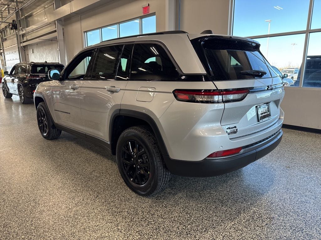 2026 Jeep Grand Cherokee GRAND CHEROKEE LAREDO ALTITUDE 4X4