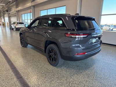 2026 Jeep Grand Cherokee GRAND CHEROKEE LAREDO ALTITUDE 4X4