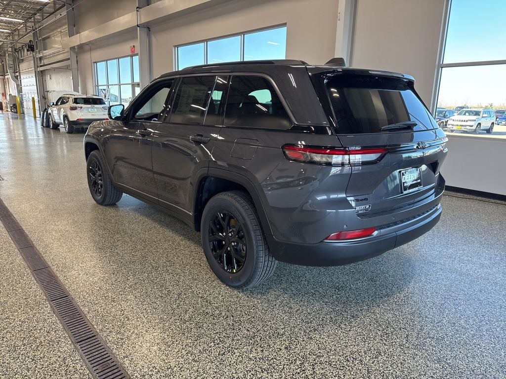 2026 Jeep Grand Cherokee GRAND CHEROKEE LAREDO ALTITUDE 4X4