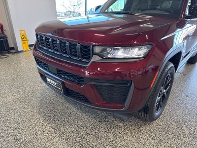 2026 Jeep Grand Cherokee GRAND CHEROKEE LAREDO ALTITUDE 4X4