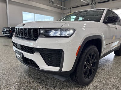 2026 Jeep Grand Cherokee GRAND CHEROKEE LAREDO ALTITUDE 4X4