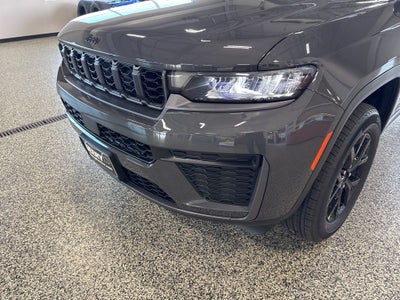 2026 Jeep Grand Cherokee GRAND CHEROKEE LAREDO ALTITUDE 4X4