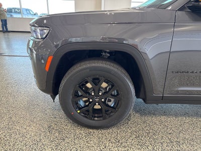 2026 Jeep Grand Cherokee GRAND CHEROKEE LAREDO ALTITUDE 4X4