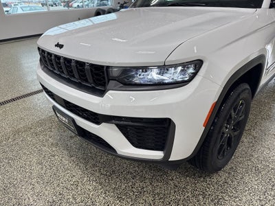 2026 Jeep Grand Cherokee GRAND CHEROKEE LAREDO ALTITUDE 4X4