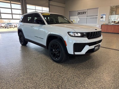 2026 Jeep Grand Cherokee GRAND CHEROKEE LAREDO ALTITUDE 4X4