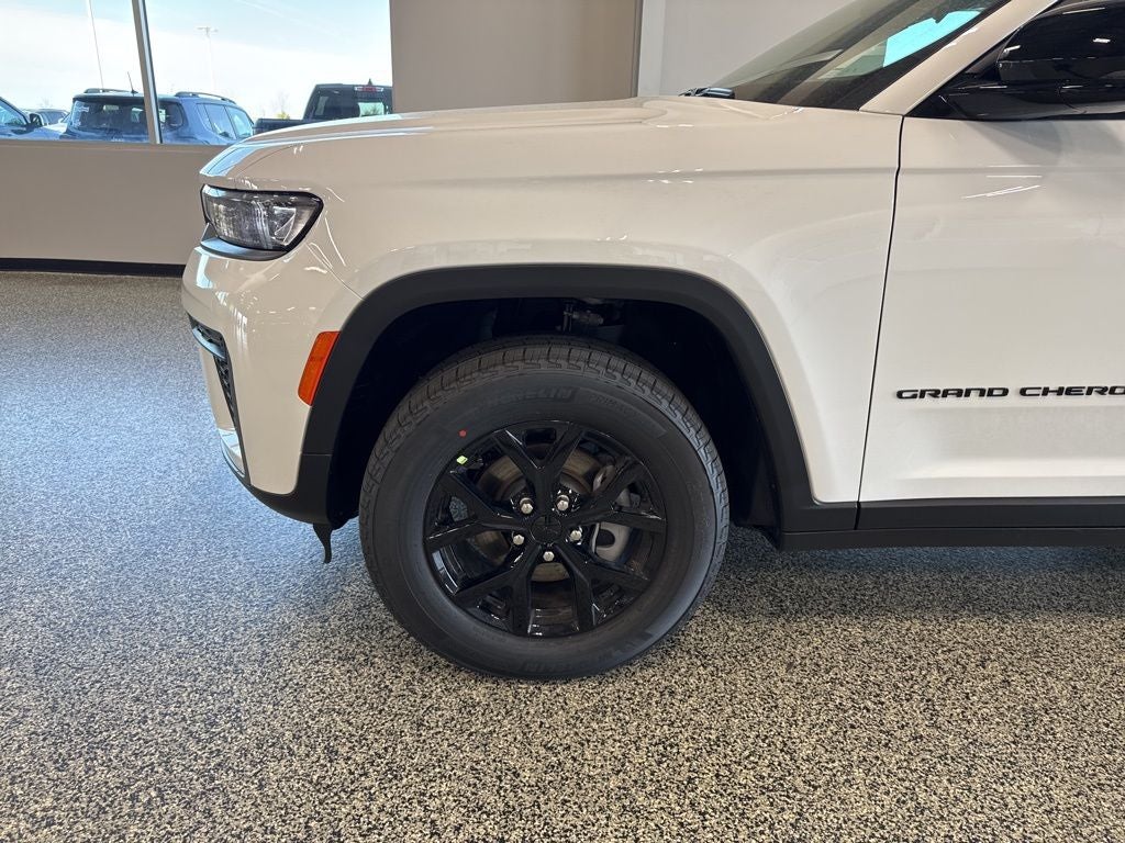 2026 Jeep Grand Cherokee GRAND CHEROKEE LAREDO ALTITUDE 4X4
