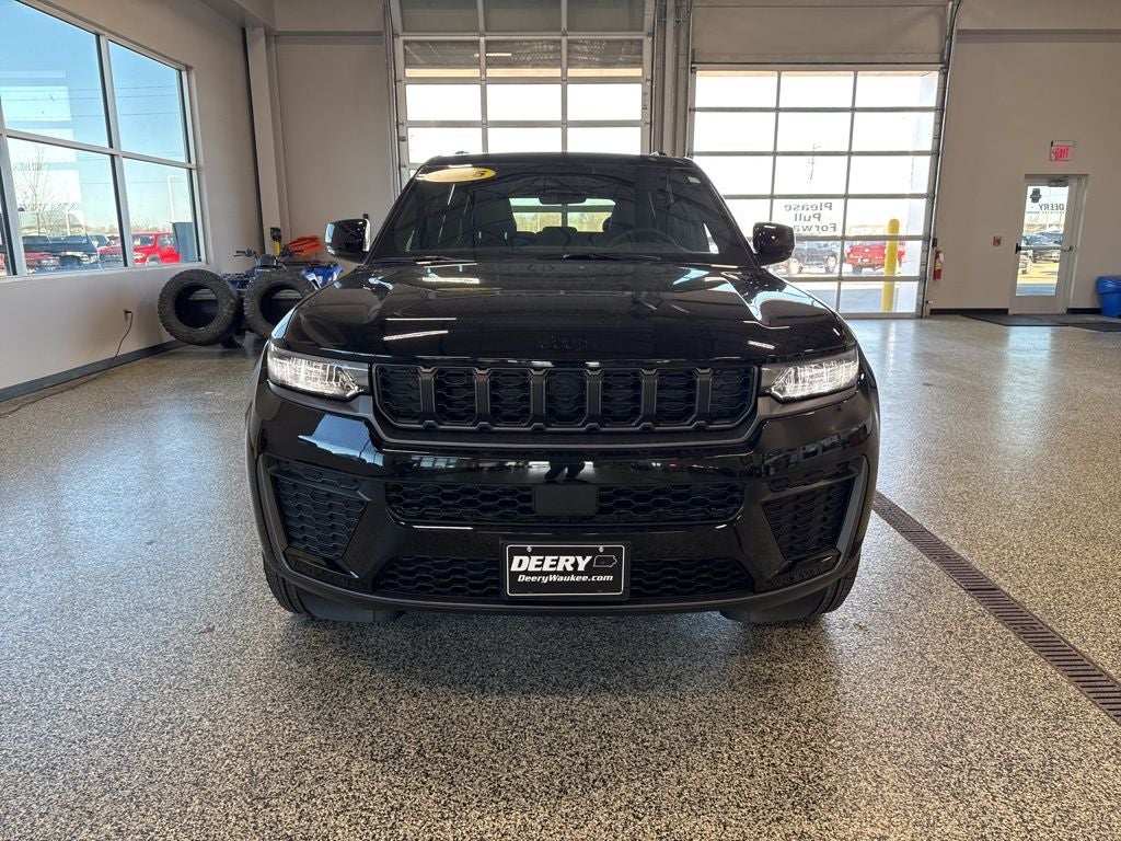 2026 Jeep Grand Cherokee GRAND CHEROKEE LAREDO ALTITUDE 4X4