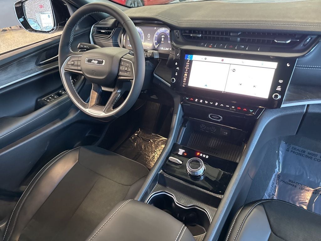 2026 Jeep Grand Cherokee GRAND CHEROKEE LAREDO ALTITUDE 4X4