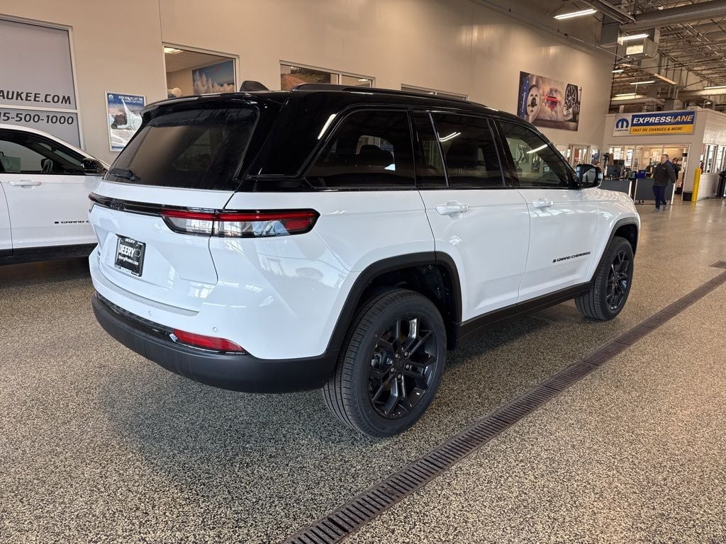 2025 Jeep Grand Cherokee GRAND CHEROKEE LIMITED 4X4
