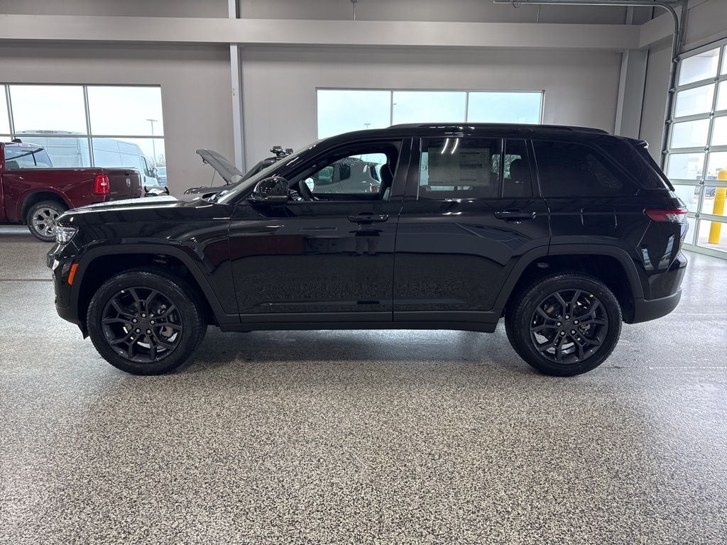 2025 Jeep Grand Cherokee GRAND CHEROKEE LIMITED 4X4