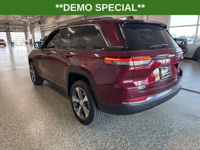 2025 Jeep Grand Cherokee GRAND CHEROKEE LIMITED 4X4