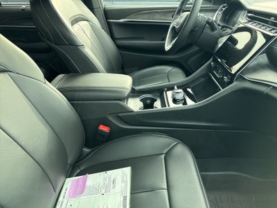 2025 Jeep Grand Cherokee Limited 4x4