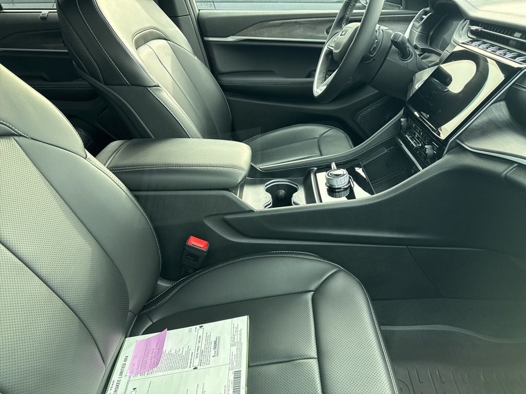 2025 Jeep Grand Cherokee Limited 4x4