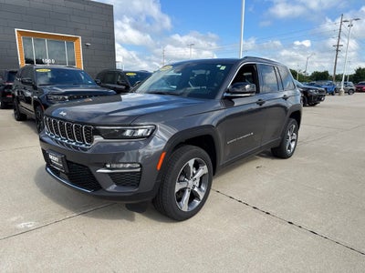 2025 Jeep Grand Cherokee GRAND CHEROKEE LIMITED 4X4
