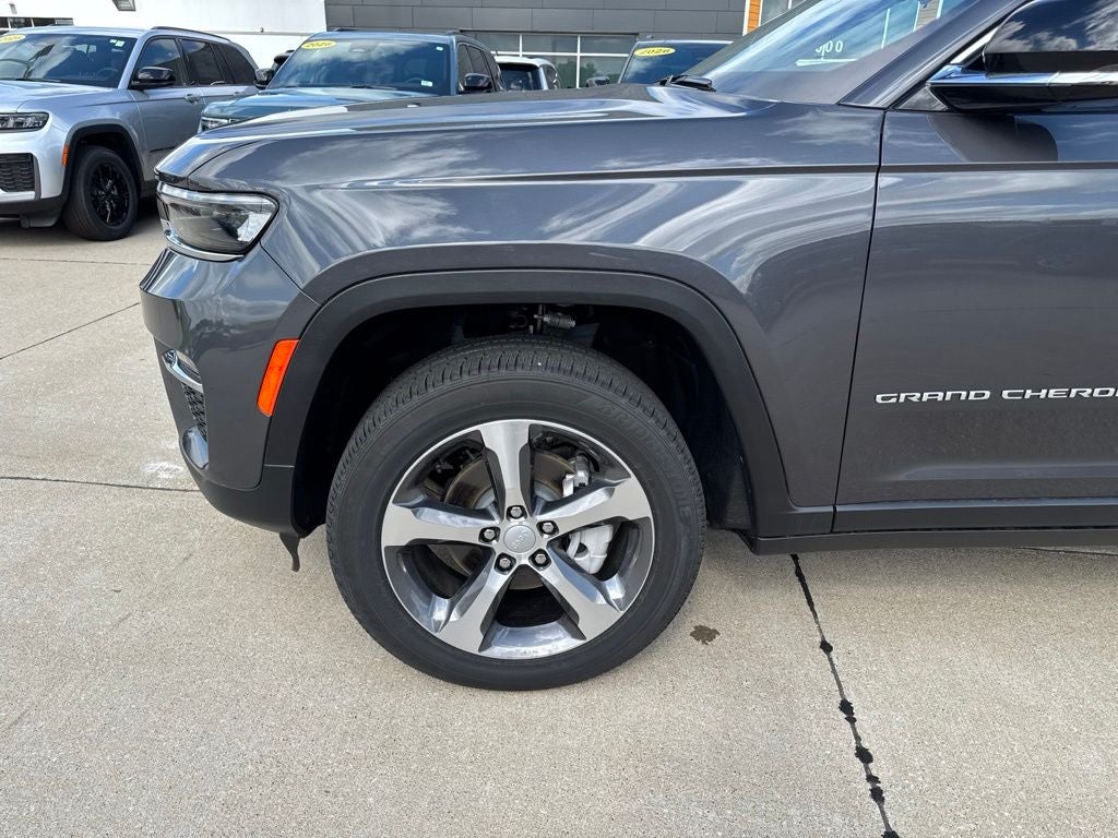 2025 Jeep Grand Cherokee GRAND CHEROKEE LIMITED 4X4