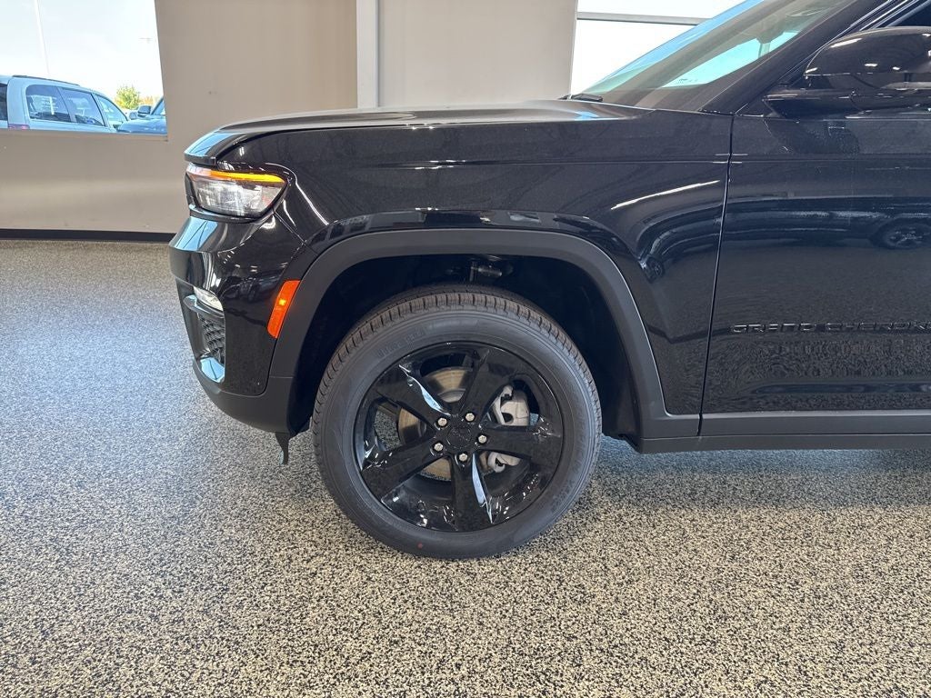 2025 Jeep Grand Cherokee GRAND CHEROKEE LIMITED 4X4