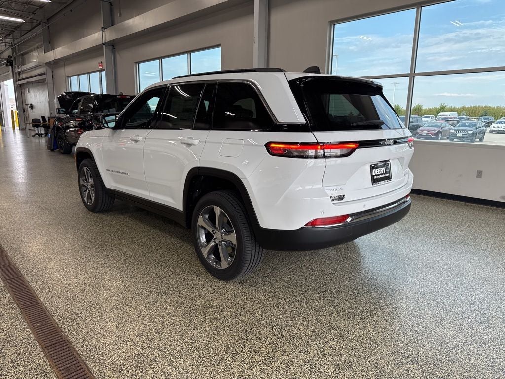 2025 Jeep Grand Cherokee GRAND CHEROKEE LIMITED 4X4