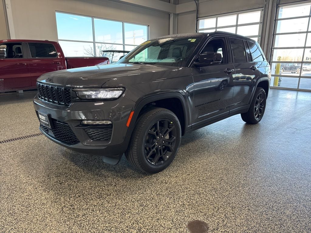 2025 Jeep Grand Cherokee GRAND CHEROKEE LIMITED 4X4
