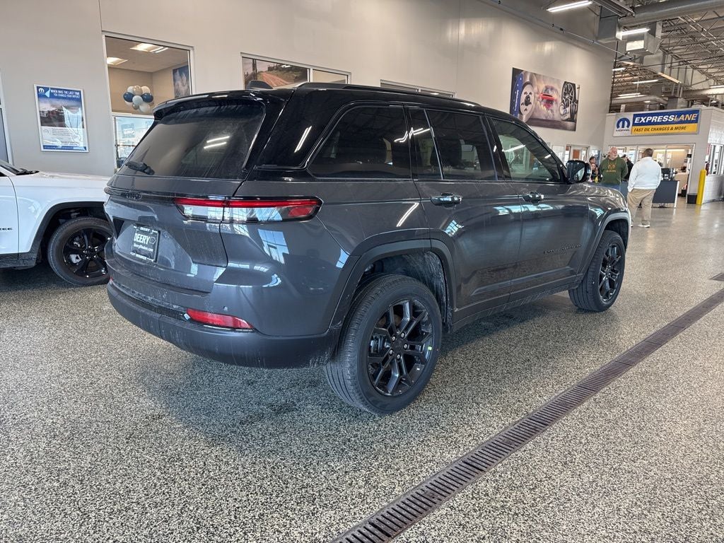 2025 Jeep Grand Cherokee GRAND CHEROKEE LIMITED 4X4