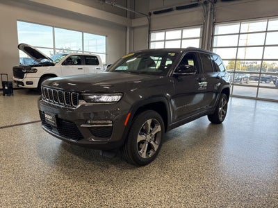 2025 Jeep Grand Cherokee GRAND CHEROKEE LIMITED 4X4