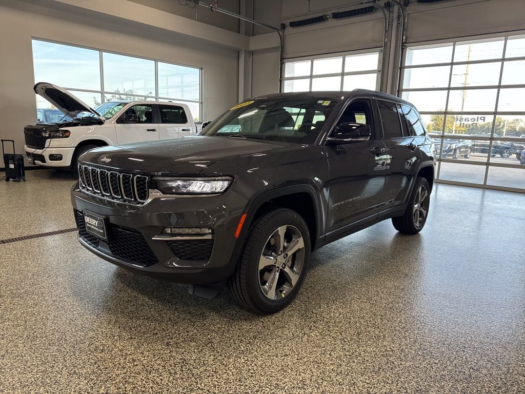 2025 Jeep Grand Cherokee GRAND CHEROKEE LIMITED 4X4