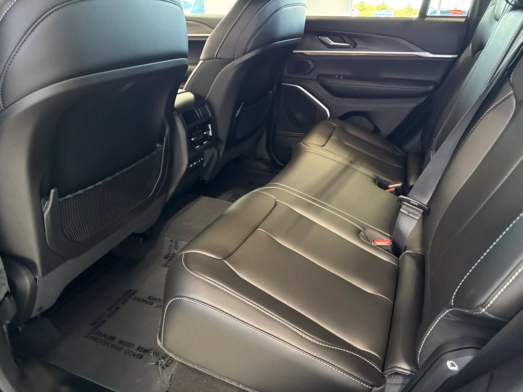 2026 Jeep Grand Cherokee Limited 4x4