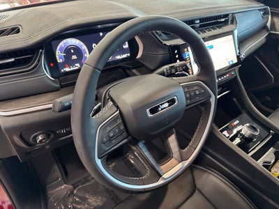 2027 Jeep Grand Cherokee GRAND CHEROKEE LIMITED RESERVE 4X4