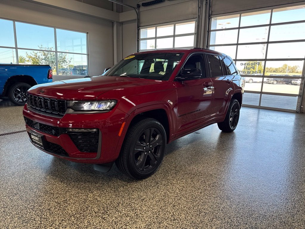 2027 Jeep Grand Cherokee GRAND CHEROKEE LIMITED RESERVE 4X4