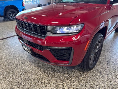 2027 Jeep Grand Cherokee GRAND CHEROKEE LIMITED RESERVE 4X4