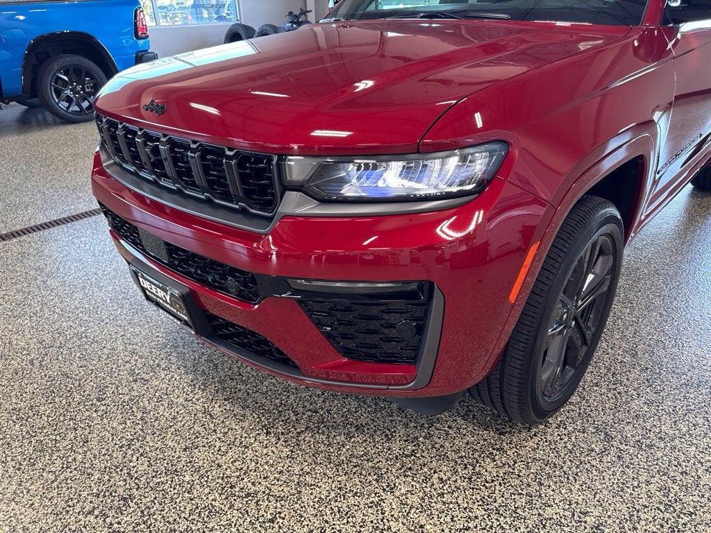 2027 Jeep Grand Cherokee GRAND CHEROKEE LIMITED RESERVE 4X4