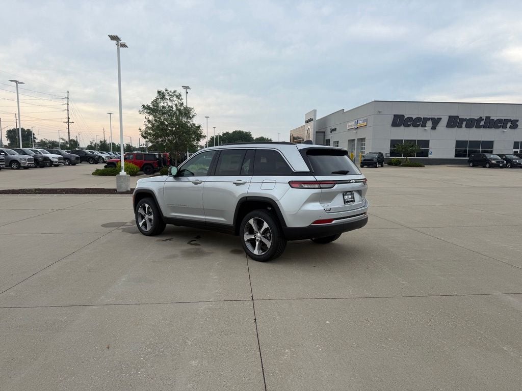 2026 Jeep Grand Cherokee GRAND CHEROKEE LIMITED 4X4